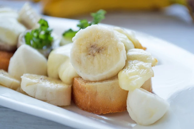 Mozzarella-Bananen-Br&ouml;tchen