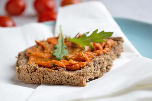 Tomaten-Rucola-Butter