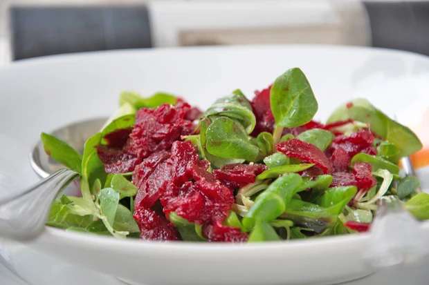 Rote R&uuml;ben-Salat