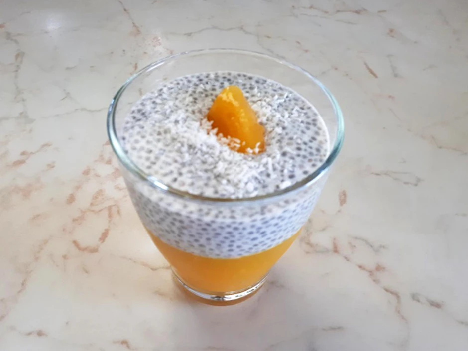 Chia-Vanille-Pudding mit Mangop&uuml;ree