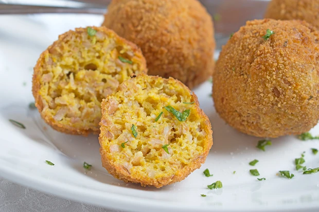 Gebratene Dinkel-Karotten-B&auml;llchen
