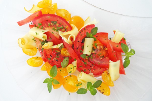 Tomaten-Käse-Salat - Rezept