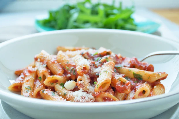 Einfache Pastasauce mit Kr&auml;utern
