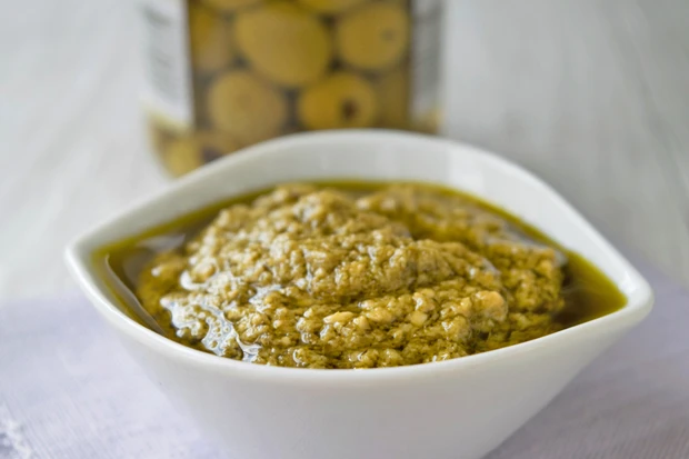 Oliven-Pesto