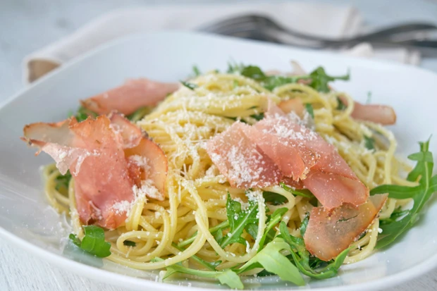 Spaghetti con Rucola