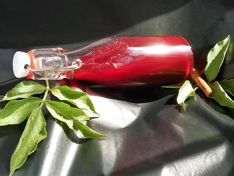 Holunderbeeren-Essig