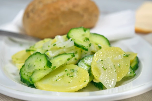 Gurken-Kartoffel-Salat