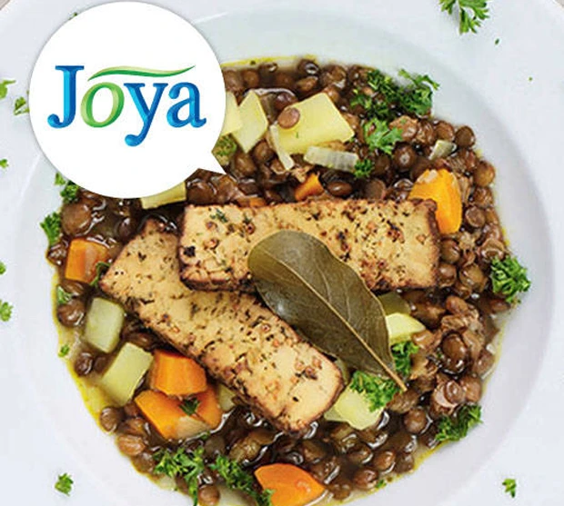 Veganer Linseneintopf mit Tofu