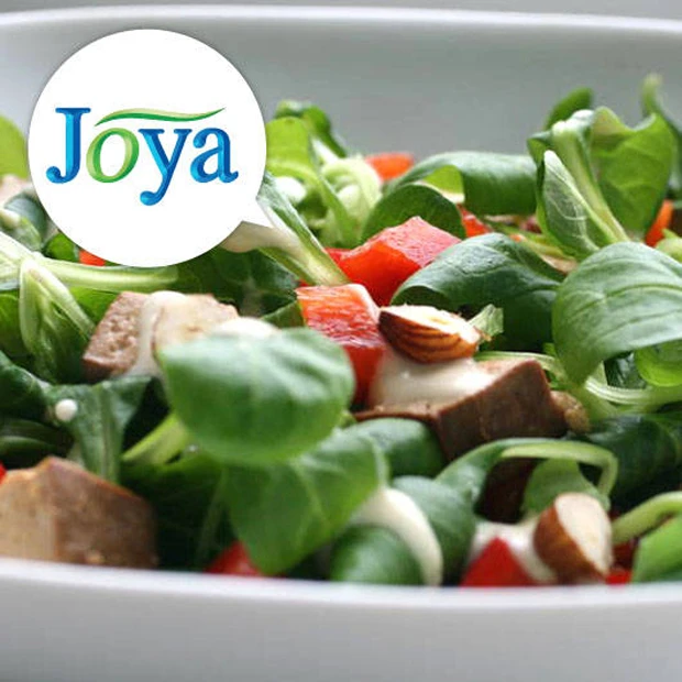 Feldsalat mit Räuchertofu