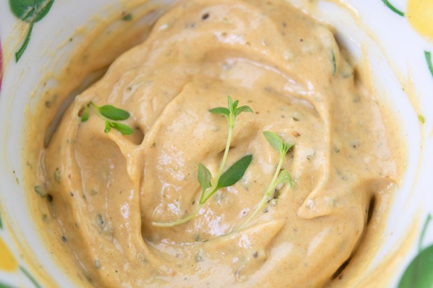 Thymian-Senf-Dip