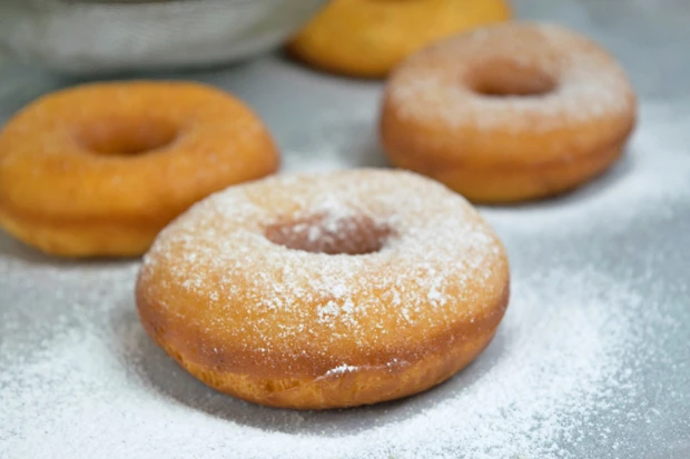 Zitronen-Donuts