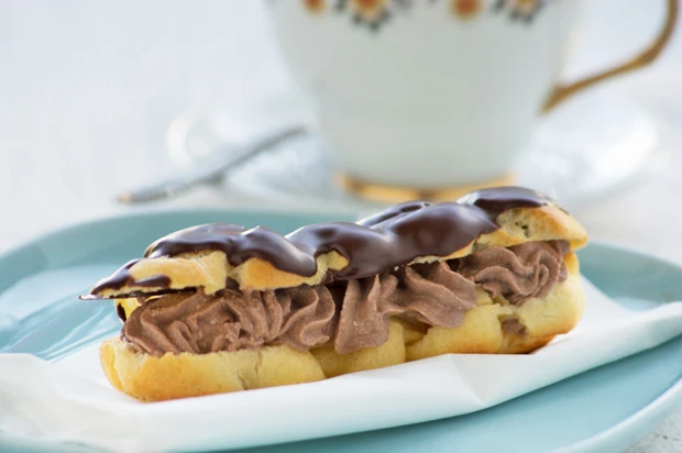 Schokoladencreme-Eclairs