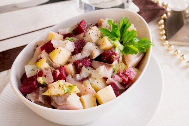 Roter Heringsalat