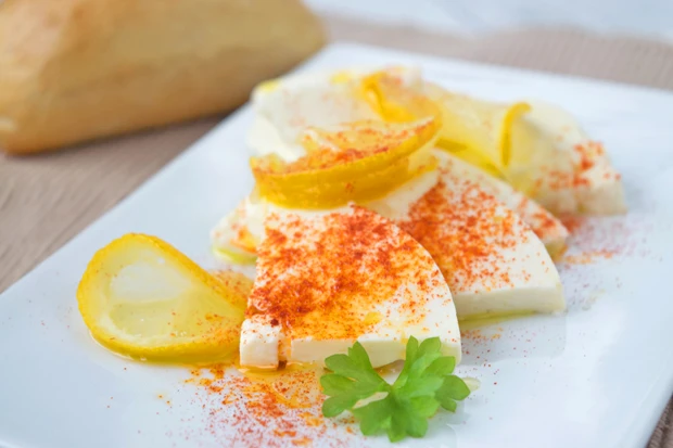 Marinierter Feta