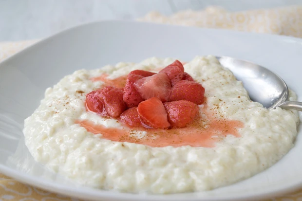 Erdbeer-Rhabarber-Milchreis