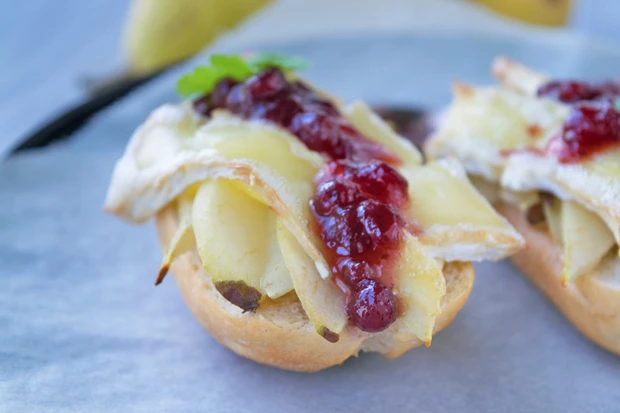 K&auml;se-Birnen-Toast