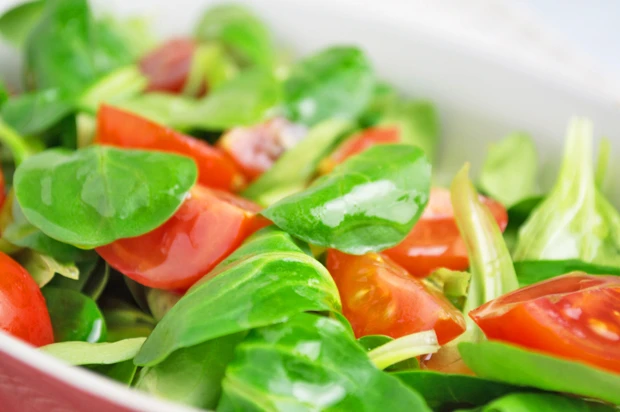Tomaten-Vogerlsalat