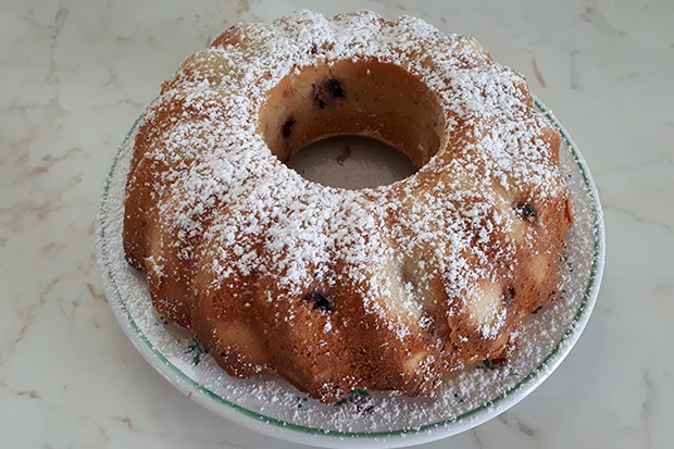 Schneller Beeren-Becherkuchen