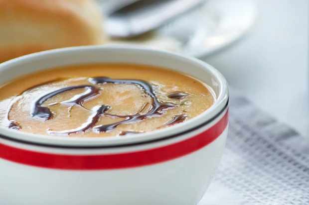 Basische Hokkaido-K&uuml;rbis-Suppe