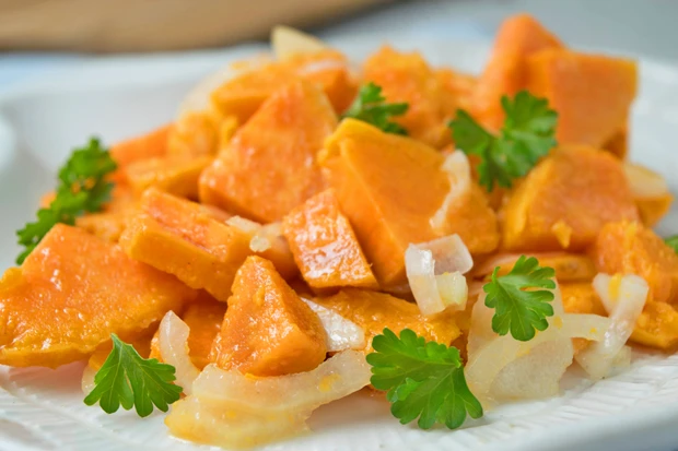 S&uuml;&szlig;kartoffelsalat