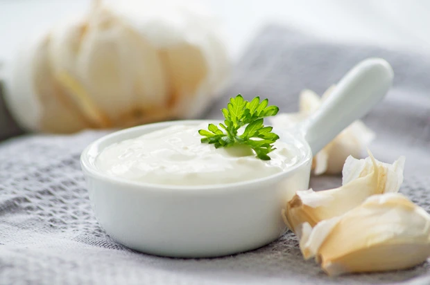 Joghurt-Knoblauch-Sauce