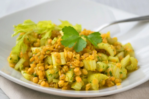 Linsen-Curry-Salat