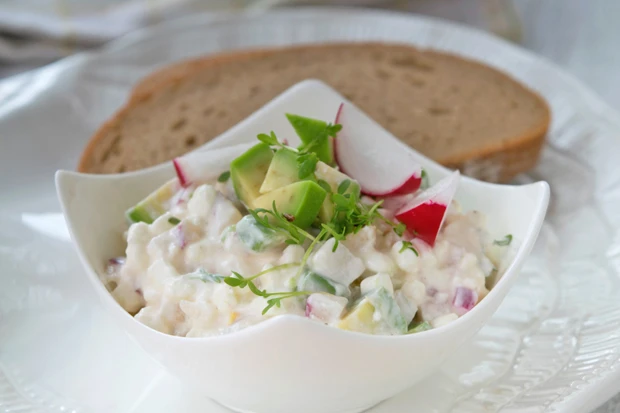 Avocado-Radieschen-Snack
