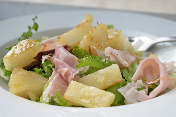 Schinken-Ananas-Salat