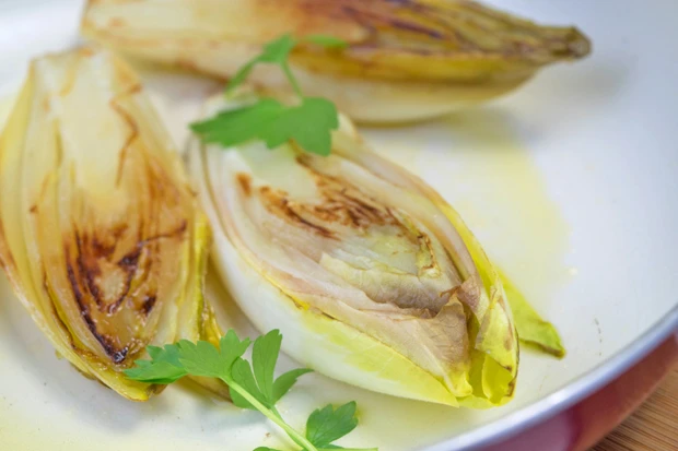 Gegrillter Chicorée