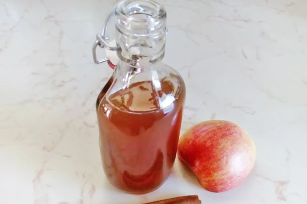 Apfel-Lik&ouml;r mit Zimt