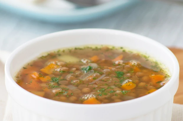 Linsen-Gem&uuml;se-Suppe