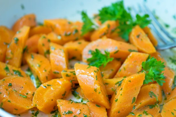 Salbei-Knoblauch-Butter