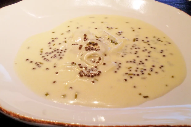 Lauch-Kaviar-Sauce