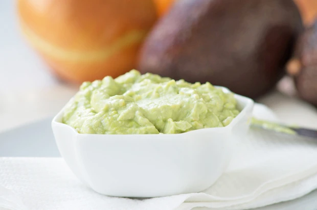 Avocado-Zwiebel-Paste