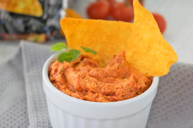 Tomaten-Feta-Dip