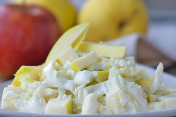 Chinakohl-Apfel-Salat