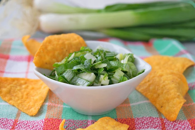 Fr&uuml;hlingszwiebel-Salsa