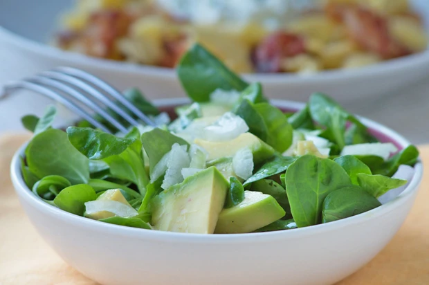 Avocado-Vogerlsalat