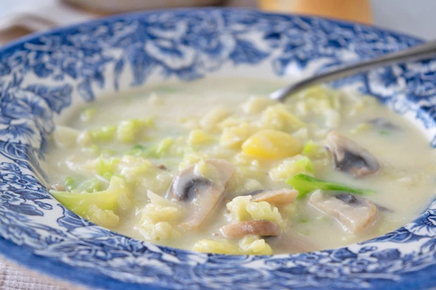Wirsingsuppe