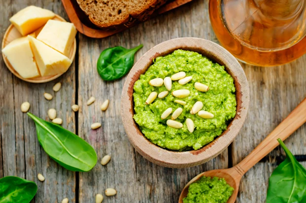 Spinat-Pesto