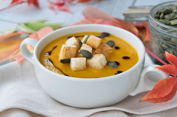 Kürbis-Kokos-Suppe