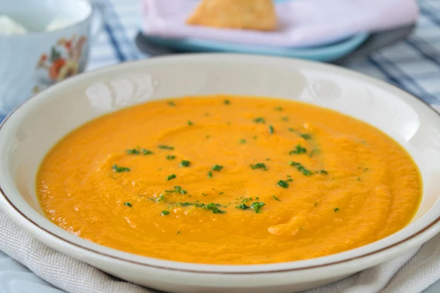 Fruchtige Karotten-Ingwersuppe