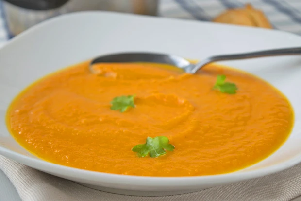 Karotten-Ingwer-Honig-Suppe