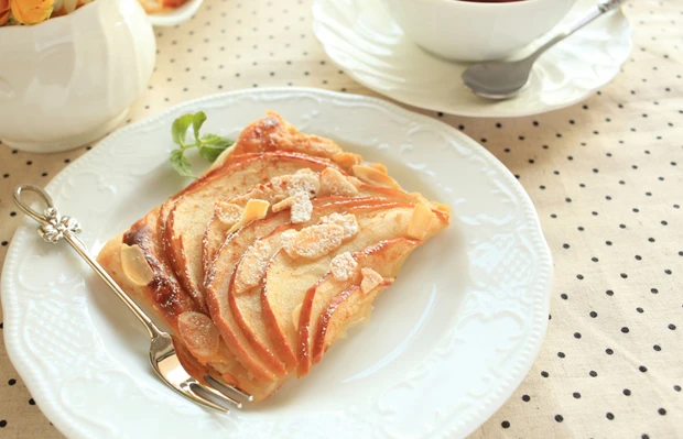 Apfelkuchen mit Topfen