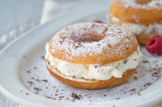 Gefüllte Donuts