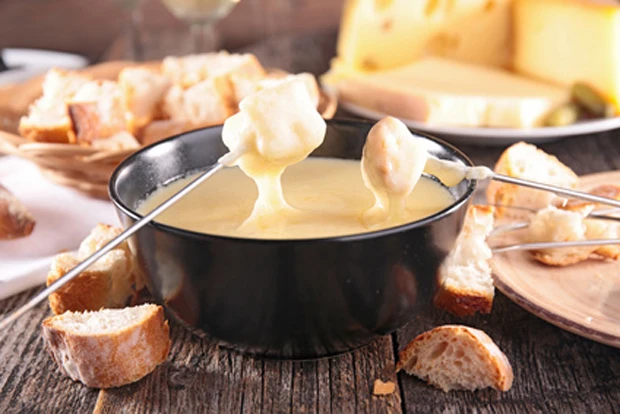 Fondue mit K&auml;se