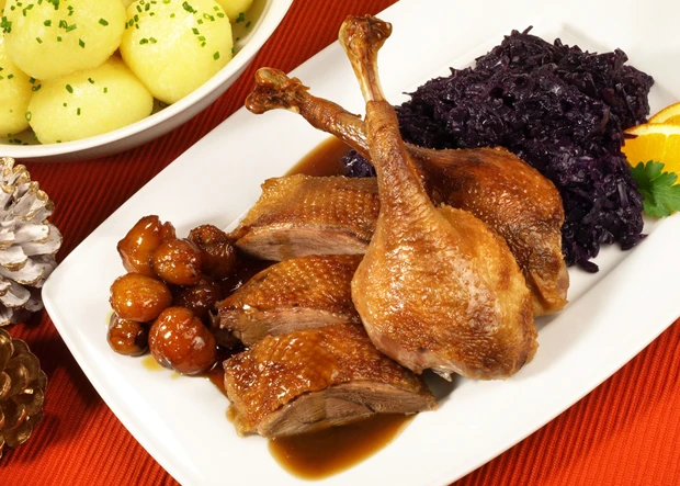 Martinigansl mit Rotkraut