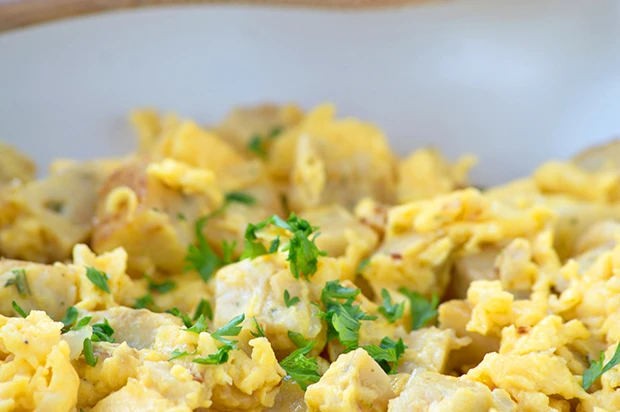 Kn&ouml;del mit Ei
