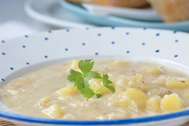 Krautsuppe mit Sauerkraut