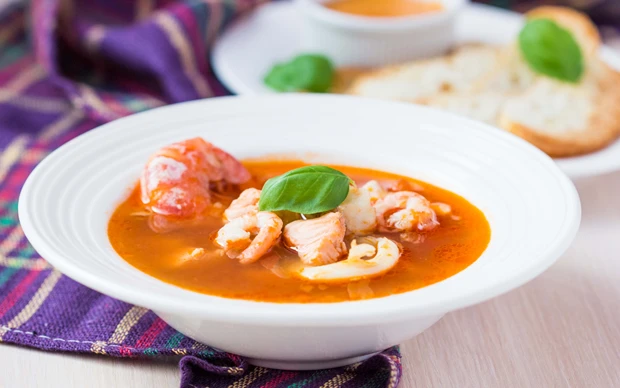Fisch-Shrimps-Suppe